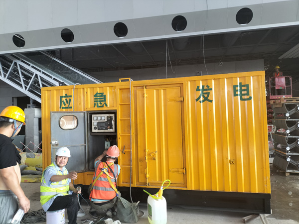 绵竹怎样判断空气滤清器是否需要更换？